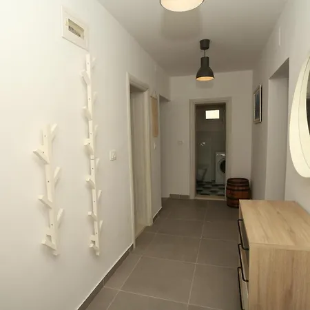 Apartman Luce Trogir Exteriör bild